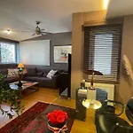 Downtown Stylish Flat