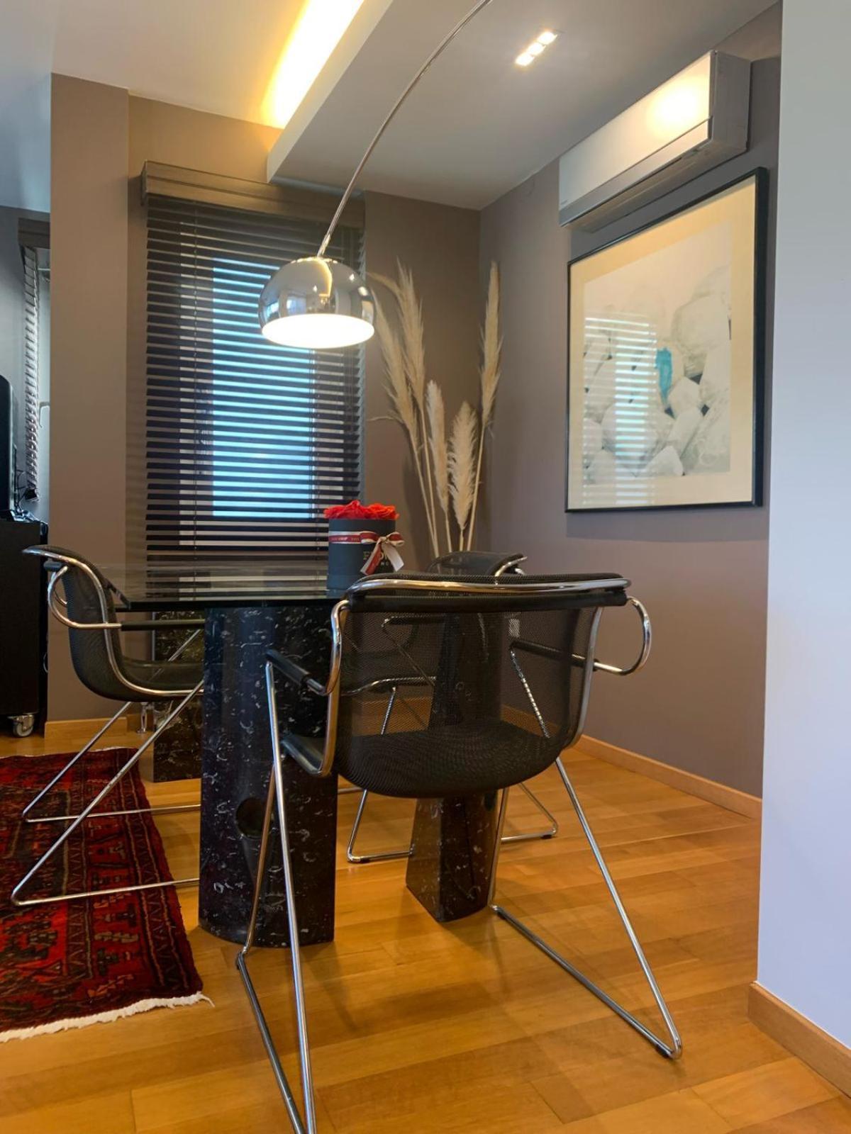 Downtown Stylish Flat * Thessaloniki