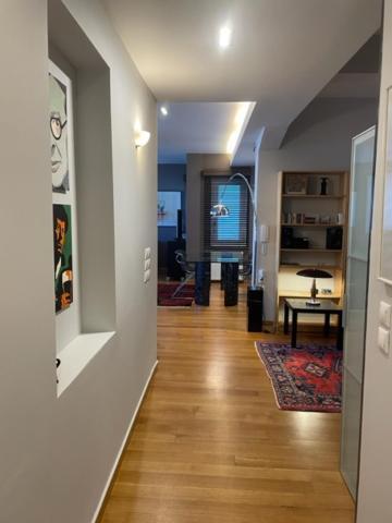 Downtown Stylish Flat * Thessaloniki